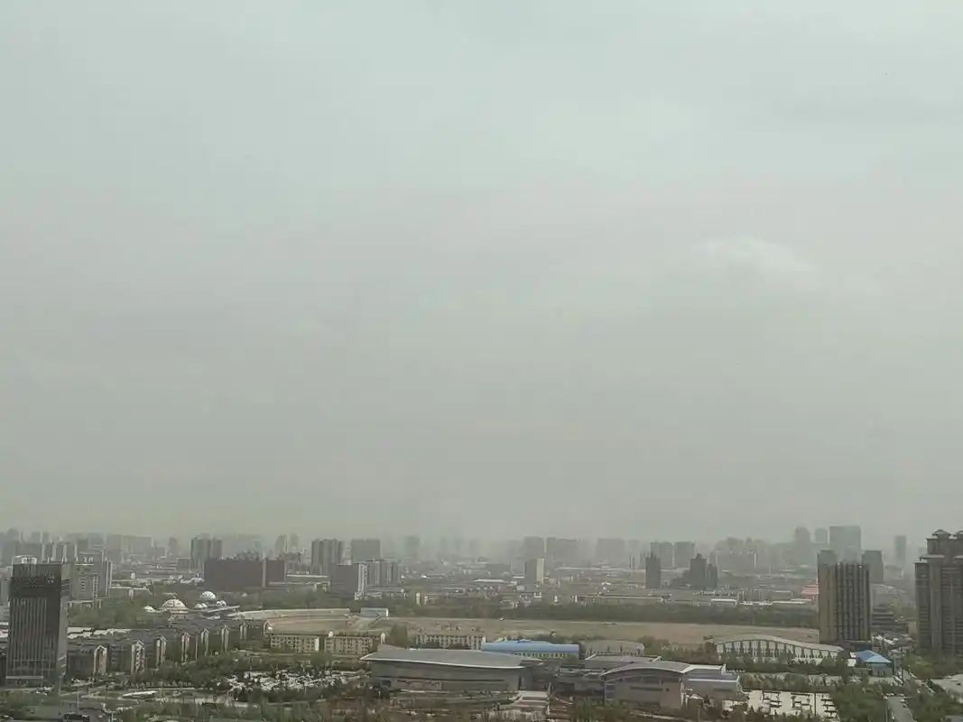 寧夏推進美麗城市建設(shè)：以空氣質(zhì)量達標為核心 攻堅移動源、揚塵等污染治理