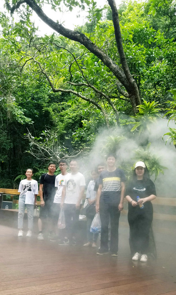 越是前進(jìn)，風(fēng)景越是迷人